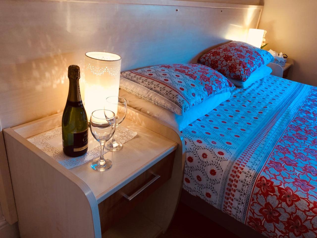 沃金 百老汇旅馆酒店 外观 照片
